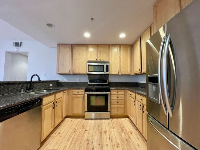 Photo - 63 Bassett St