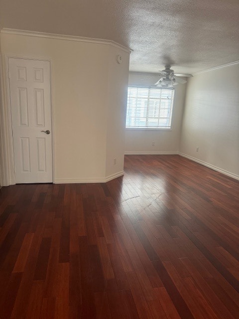 living room/dining area - 109 W Spring St Unit #C