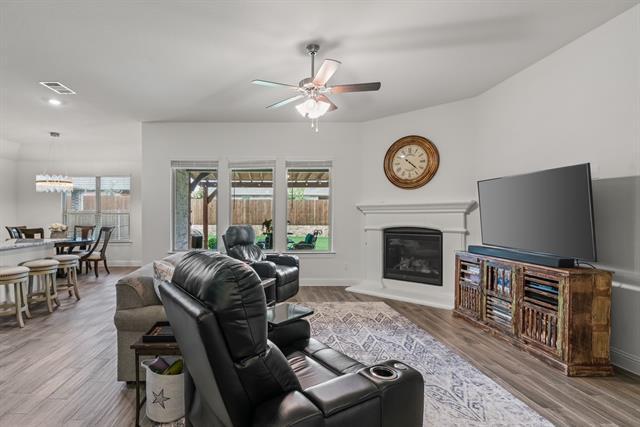 Photo - 2916 Crossbow Ln