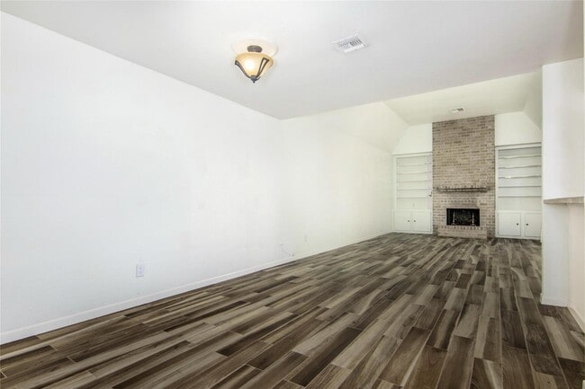 Photo - 4800 Palmetto St