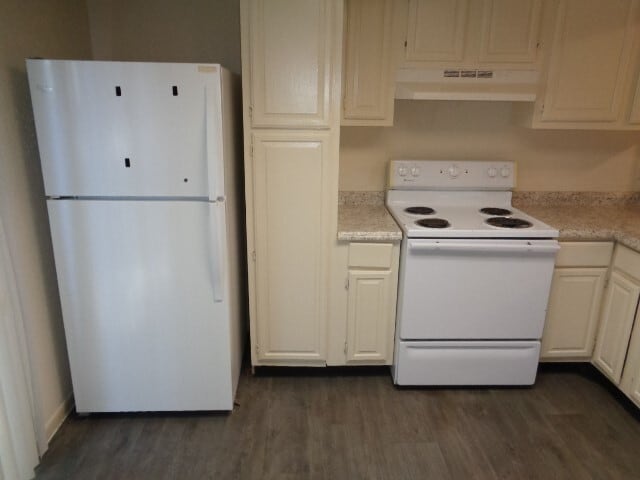 Photo - 701 Foster Dr