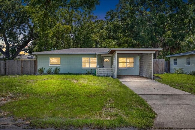 Building Photo - 206 N Gunlock Ave
