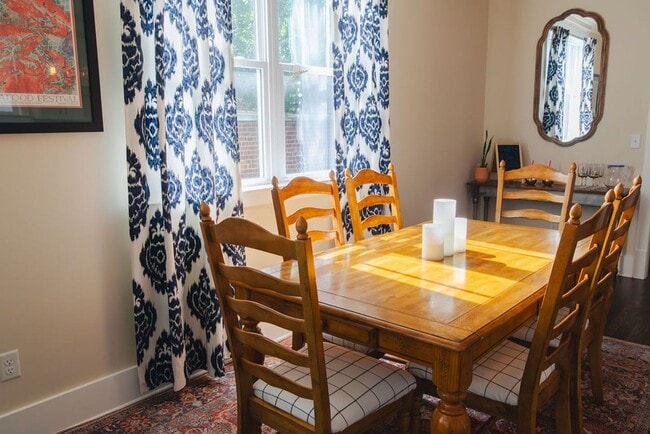 Photo - Beautiful 3 bedroom Home for Rent, middle of The Nations with a "4th"/bonus room