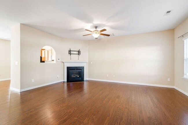 Photo - Refined Living: 3BR Townhome in Morrisville’s Keystone Park!