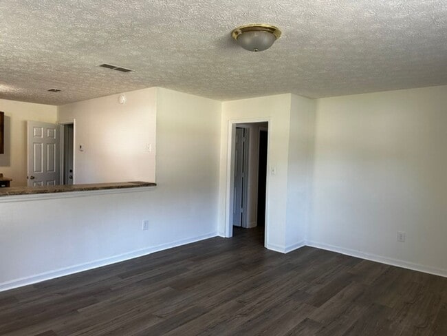 Photo - 127/129 Lake Pl Unit 127 Lake Pl