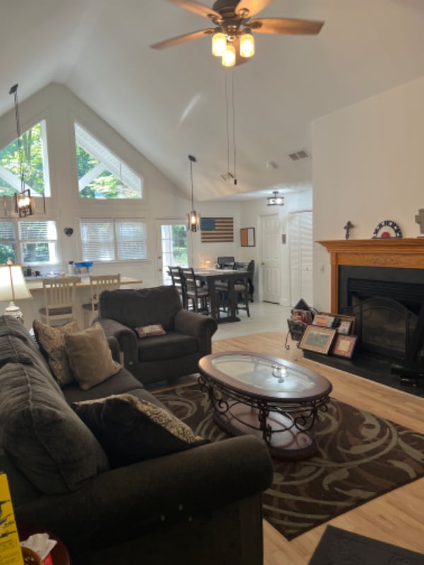 Photo - 136 Hickory Hills Dr