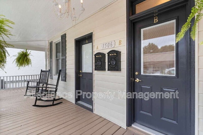 Photo - 1506 B Mt Vernon Ave