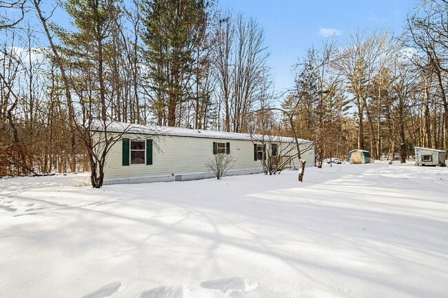 Photo - 3 Bedroom, 2 Bath Rental - $1550/month