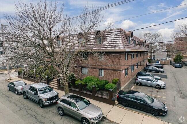 Fotografía del edificio - 84 Grant St