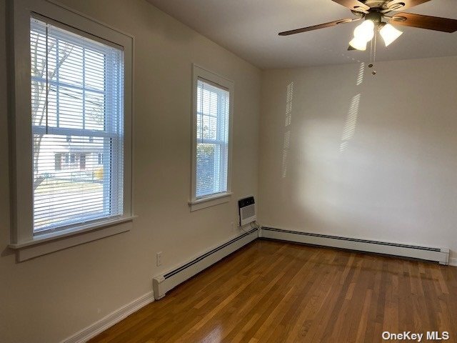 Photo - 13 Nassau Ave