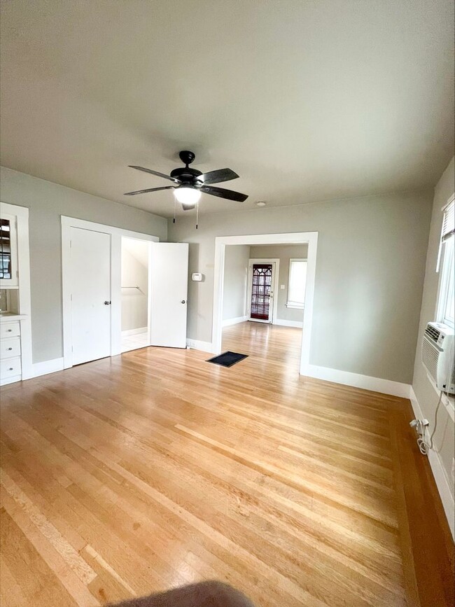 Photo - 2801 H St Unidad 1