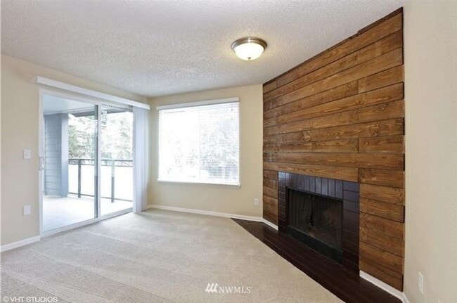 Photo - 2503 NE 4th St