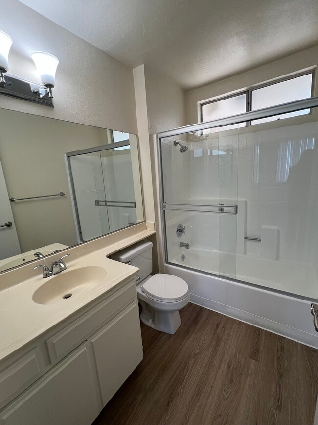 Photo - Castle Heights Apartments