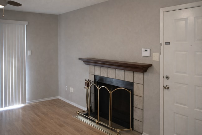 Photo - 14343 Judson Rd Unidad 601