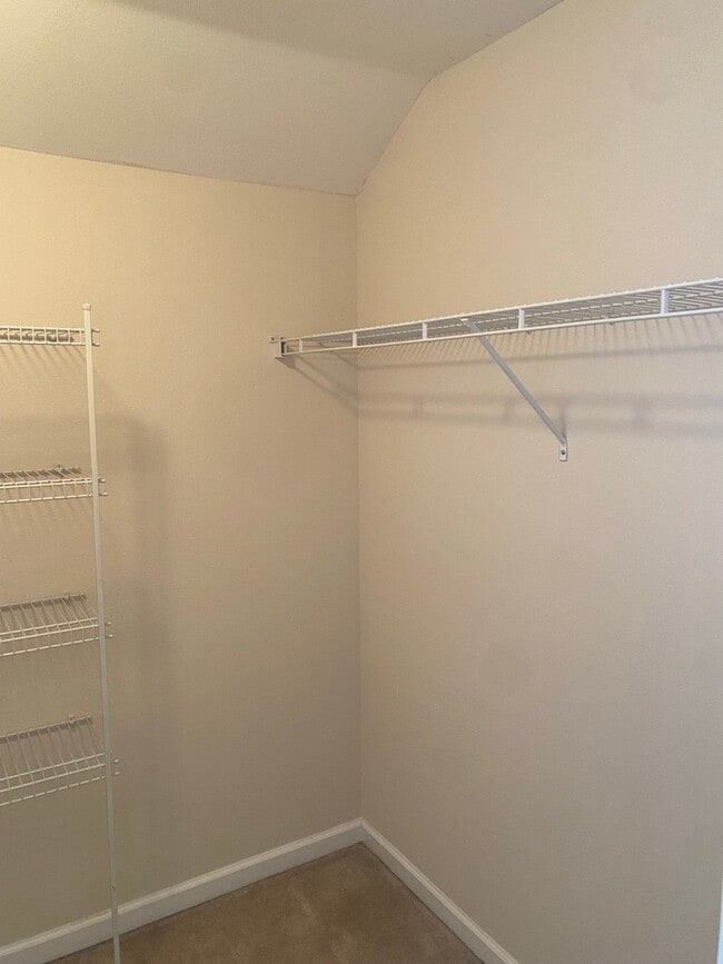 Photo - 1030 Glencroft Dr