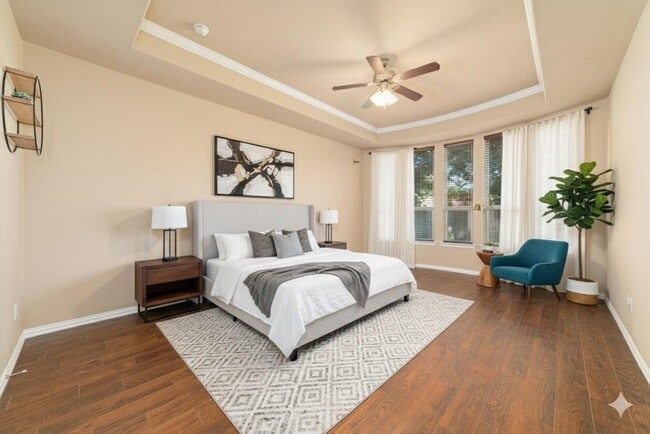 Photo - 2051 Brodie Ln