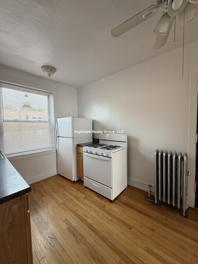 Photo - 2344 W Touhy Ave Unit 3D