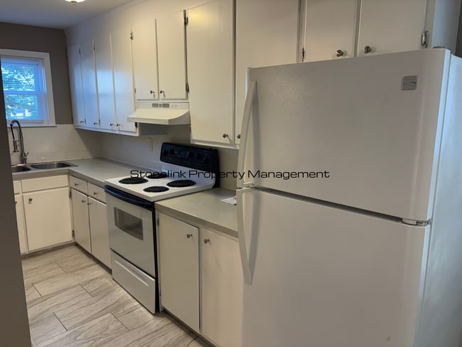 Building Photo - 137 Armistice Blvd Unit 1 Rental