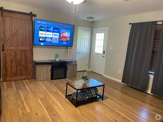 Building Photo - 8500 Chicot Acres Rental