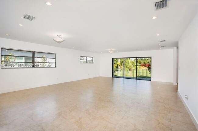Photo - 1175 Campo Sano Ave Unit 1175