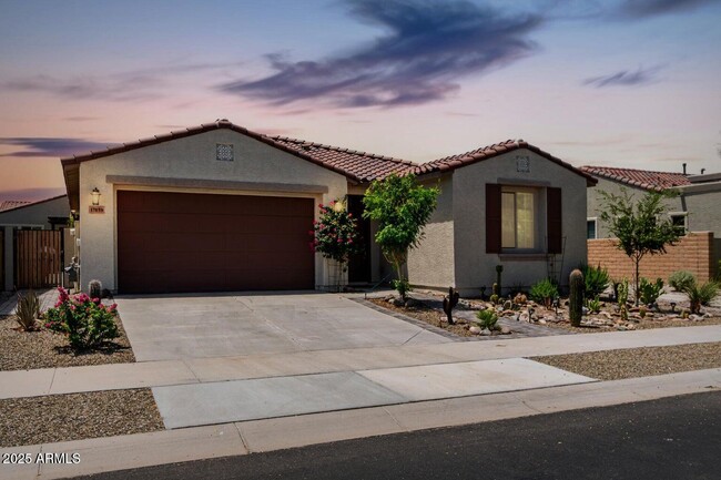 Building Photo - 17859 W Indigo Brush Rd Rental