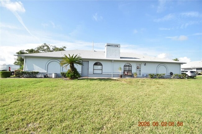 Building Photo - 23223 Club Villas Dr
