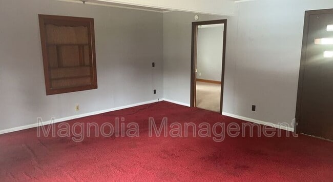 Photo - 1935 Raleigh Rd