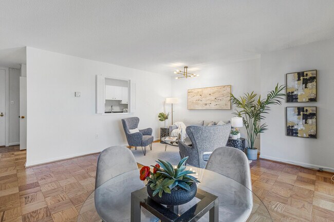 Photo - 1280 21st St NW Unidad 506