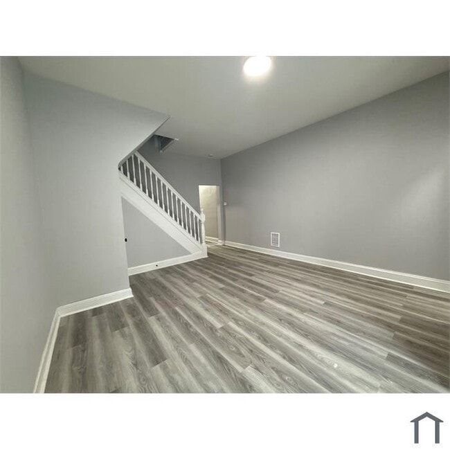 Building Photo - 3 Bedroom in 21218