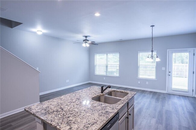 Photo - 6106 Oak Bend Ct