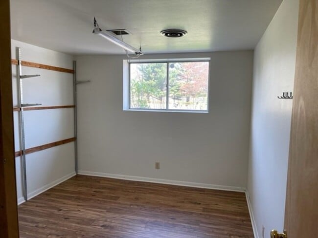 Photo - 507 W Kirby Ave