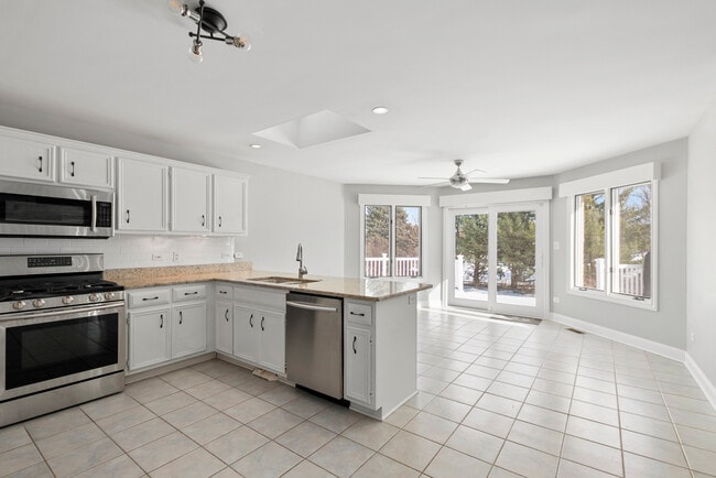 Photo - 790 Eastwind Dr