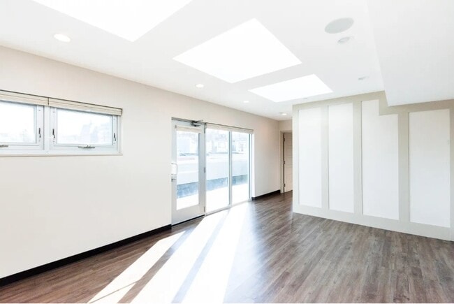 Photo - 11 Dorchester St Unit PH-2