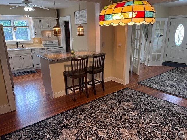 Building Photo - 53 1st St Rental