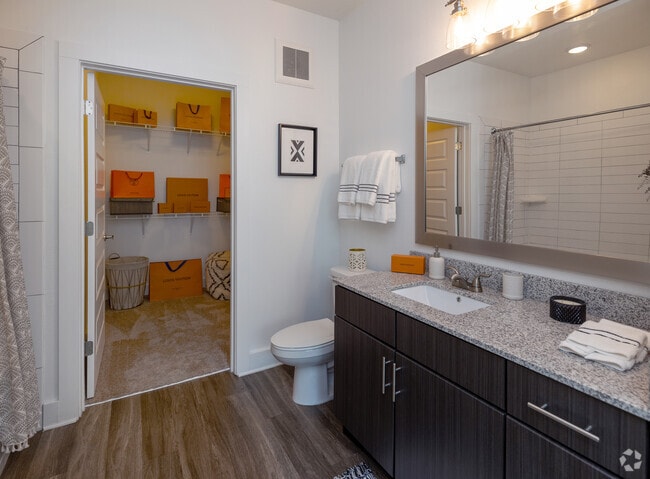 1BR, 1BA - 720SF -Bathroom - The Jaxon