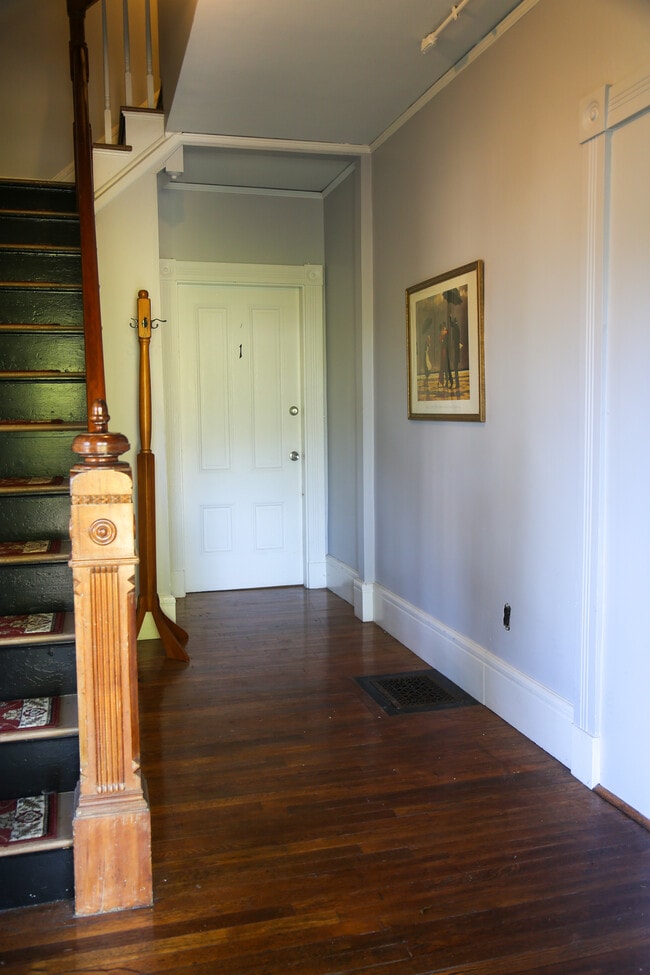 Front Entry - 48 Dennison Ave Unit #3