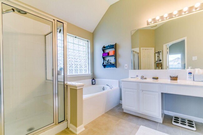 Photo - 14015 Blue Vista Dr
