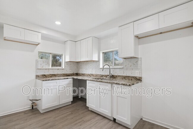 Photo - 23243 Columbus Ave