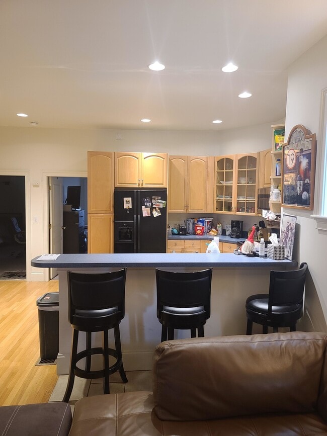 Photo - 42 N St Unit 1