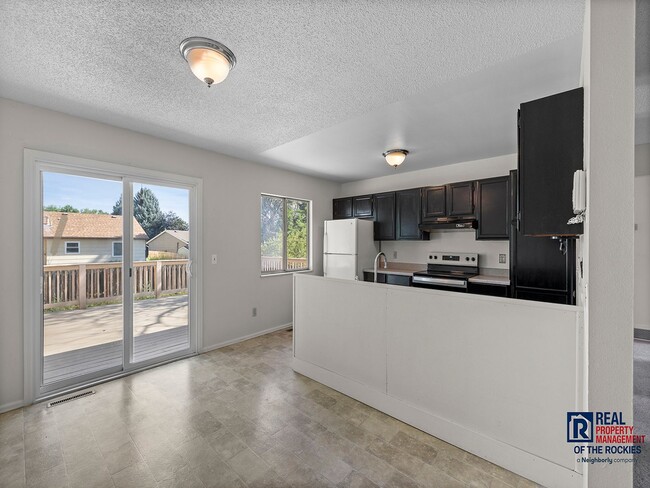 Photo - Beautiful & Bright Home in South West Fort Collins!