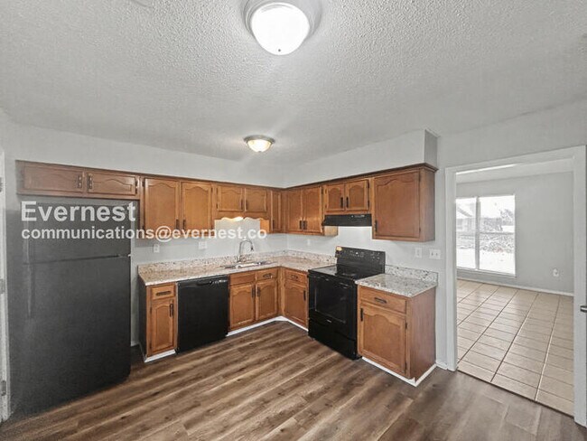 Photo - 6270 Jamestown Dr