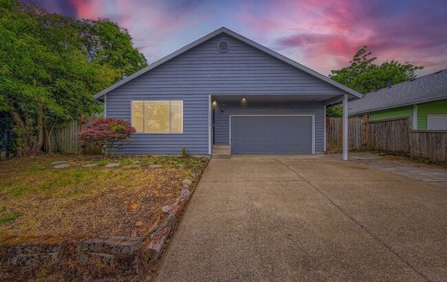 Building Photo - Charming One - Level Rental