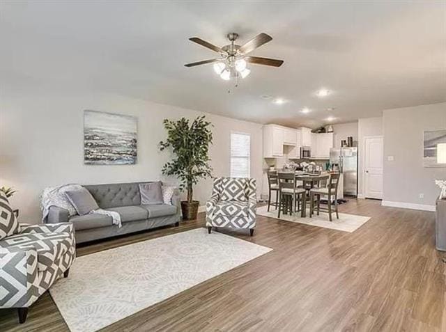 Photo - 1410 Brindle Dr