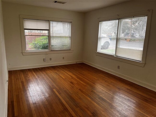 Photo - 1615 Maggie Mayes St