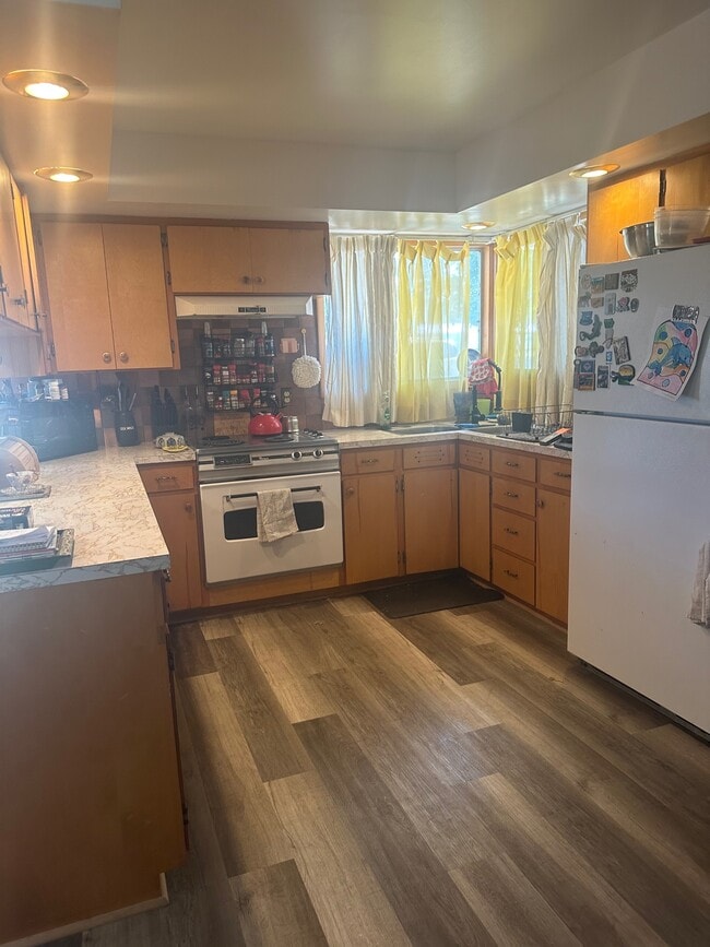 Photo - 106 E Washington St