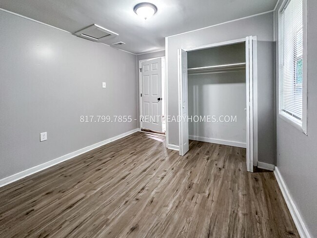 Photo - 1316 Rayfield Dr