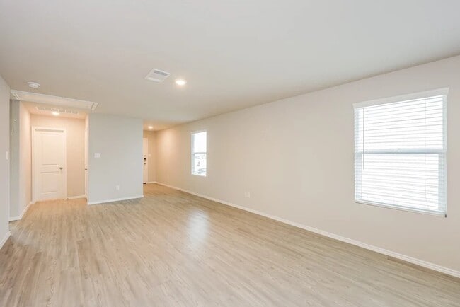Photo - 14628 Calaveras Creek