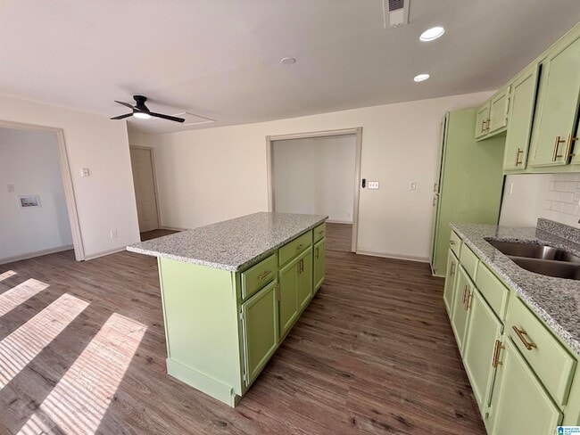 Photo - 5 21st Ct NW