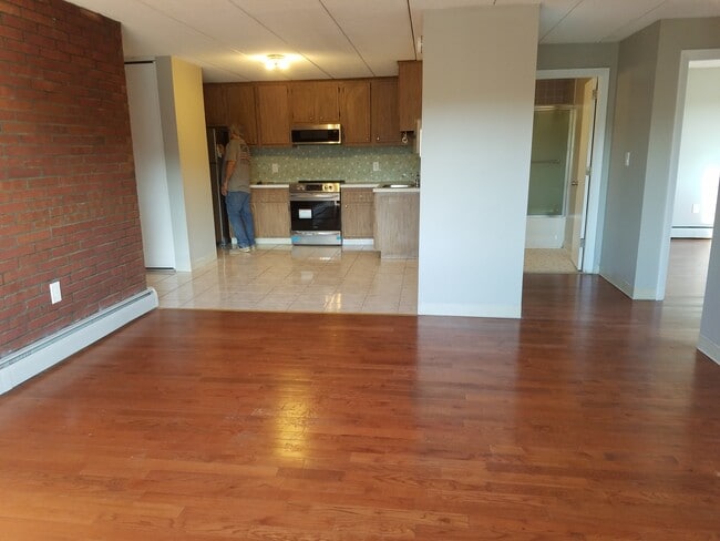 Building Photo - 47 Homer Ave Unit 5-2