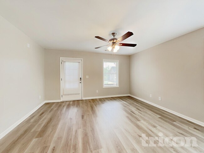 Photo - 485 McGiboney Ln
